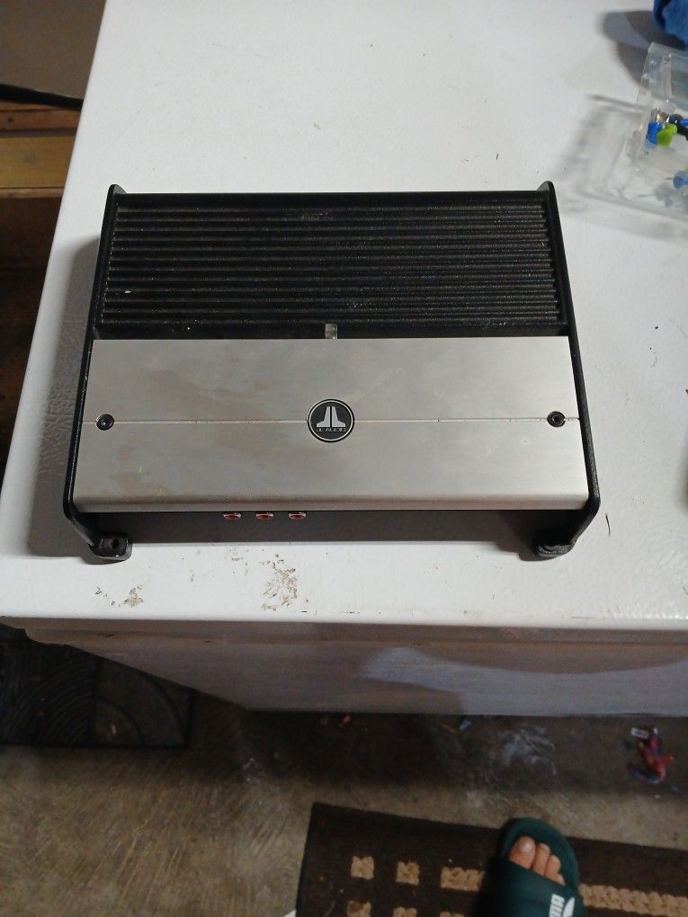JL Audio Car Amplifier 