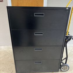 Filing Cabinet With Key 