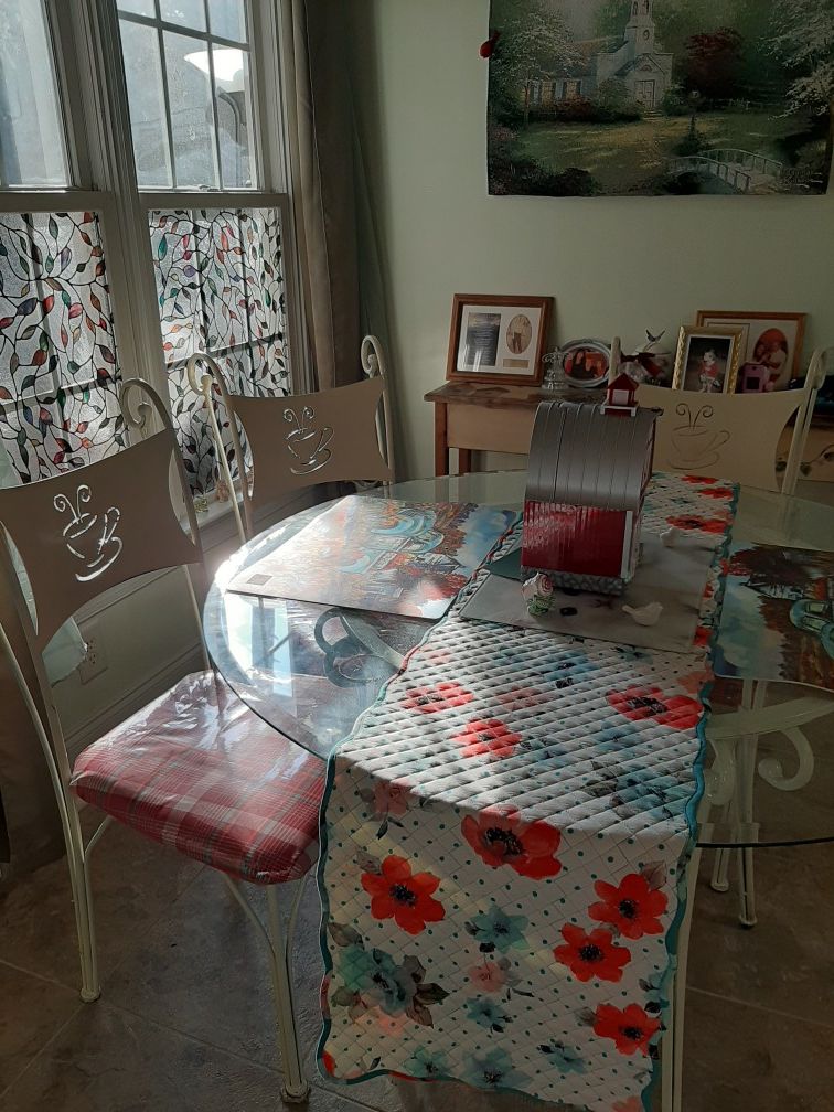KITCHEN TABLE AND CHAIRS