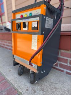 Multi volt forklift charger