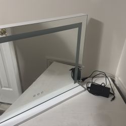 Vanity mirror with LED lights 