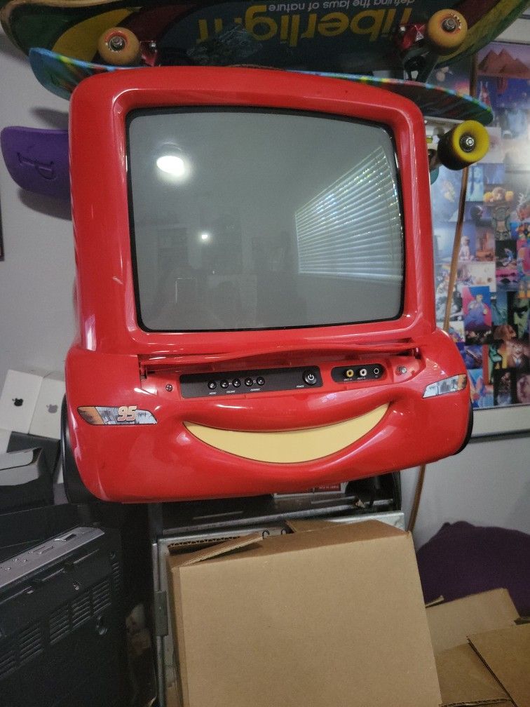 Cars Crt TV Works Great No Remote