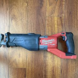M18 FUEL 18V Lithium-lon Brushless Cordless Super SAWZALL Orbital Reciprocating Saw (Tool-Only)