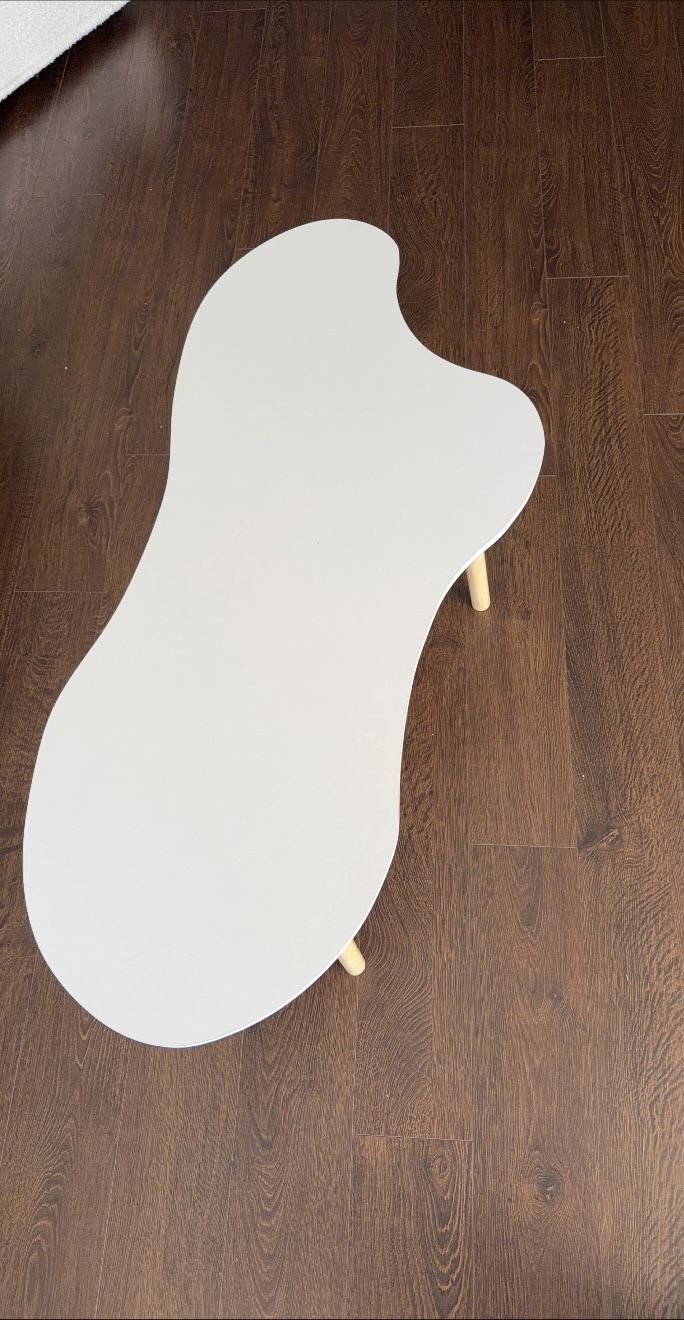 White Kidney Bean Coffee Table