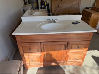 Bathroom vanities with mirrors