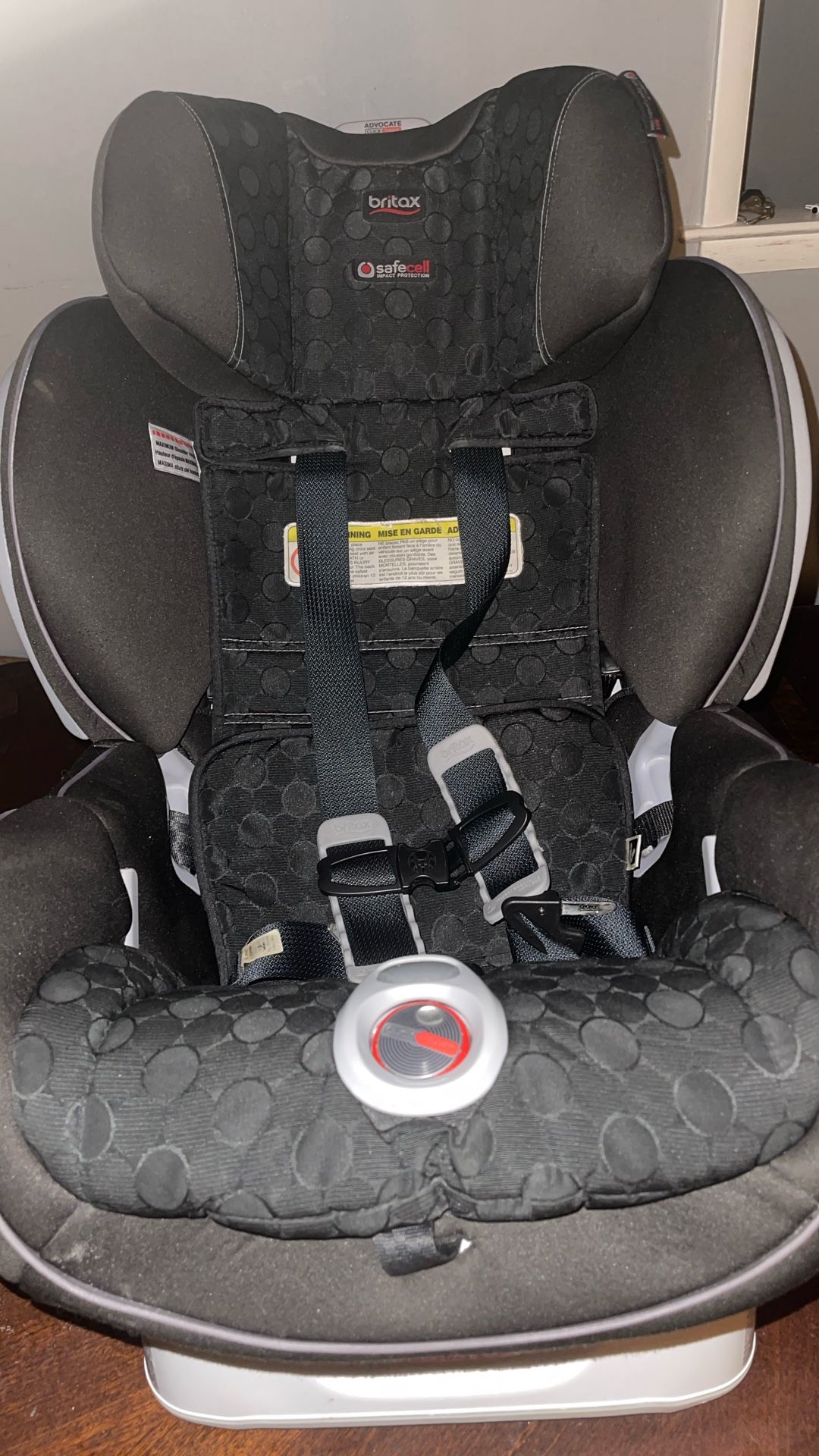 Britax Convertible Car Seat SafeCell — Good Condition