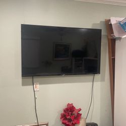 49 Inch TCL Roku HD TV
