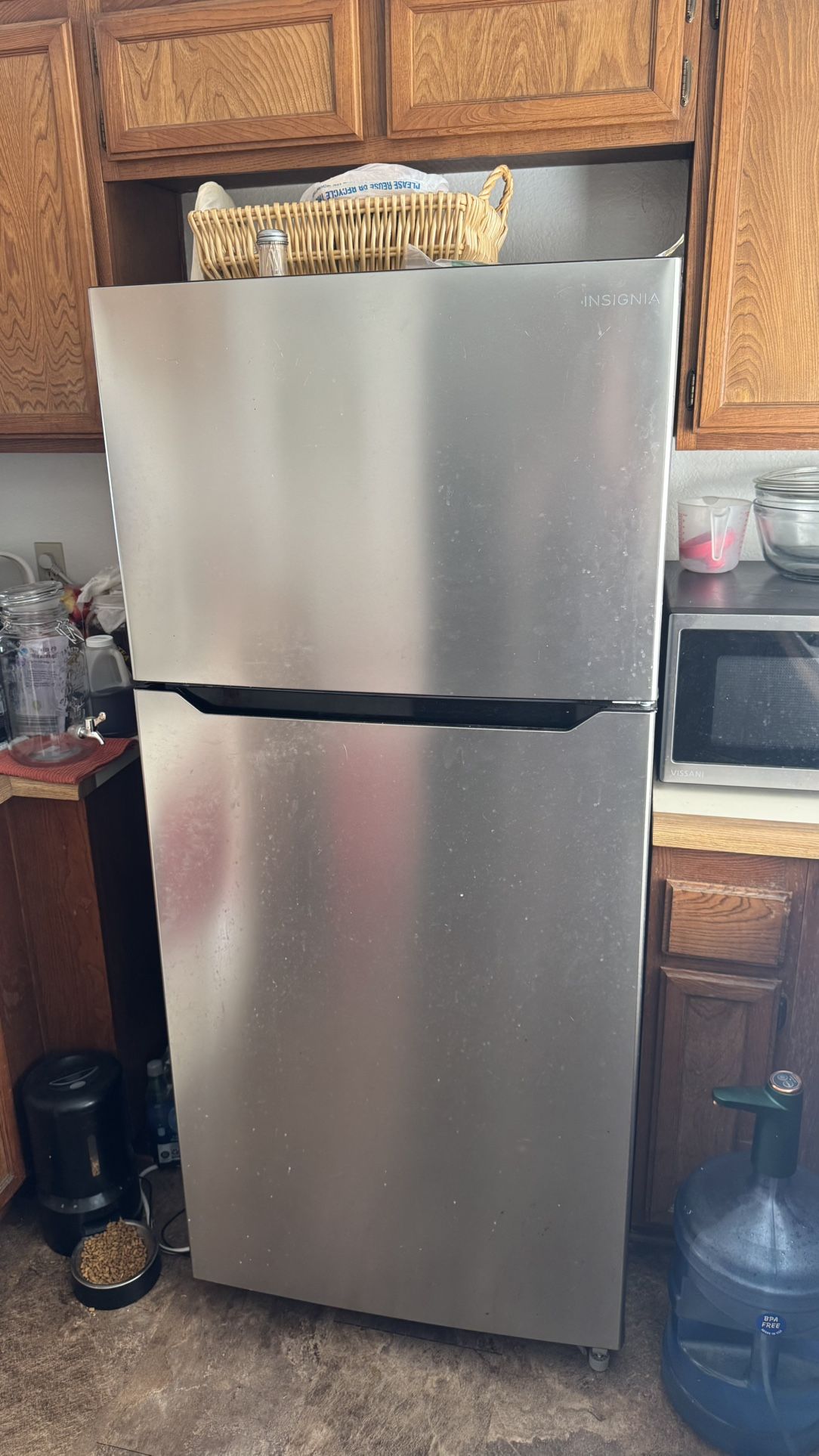 Insignia Refrigerator