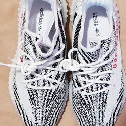 Adidas Yeezy Boost 350 V2 Zebra Sneaker