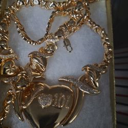 Gold Xo Heart I Love You Necklace Set