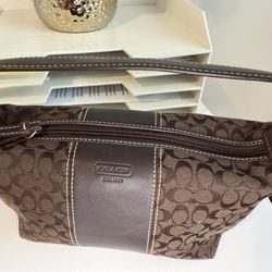 Vintage Coach  Hand Bag 