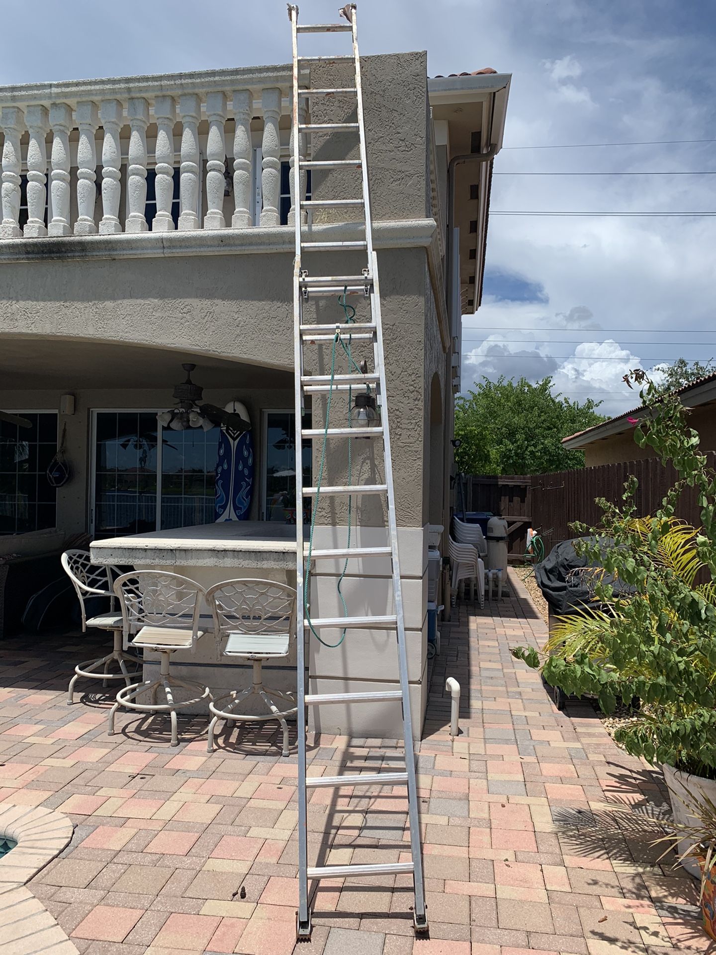 Aluminum extendable 20ft Ladder