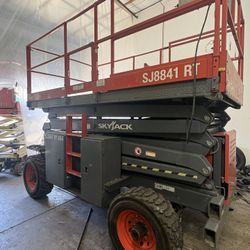 Rough Terrain/scissor Lift 