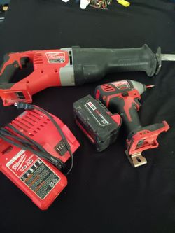 MILWAUKEE SET BOTH WORK GREAT LIKE NEW .