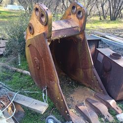 Hensley excavator bucket