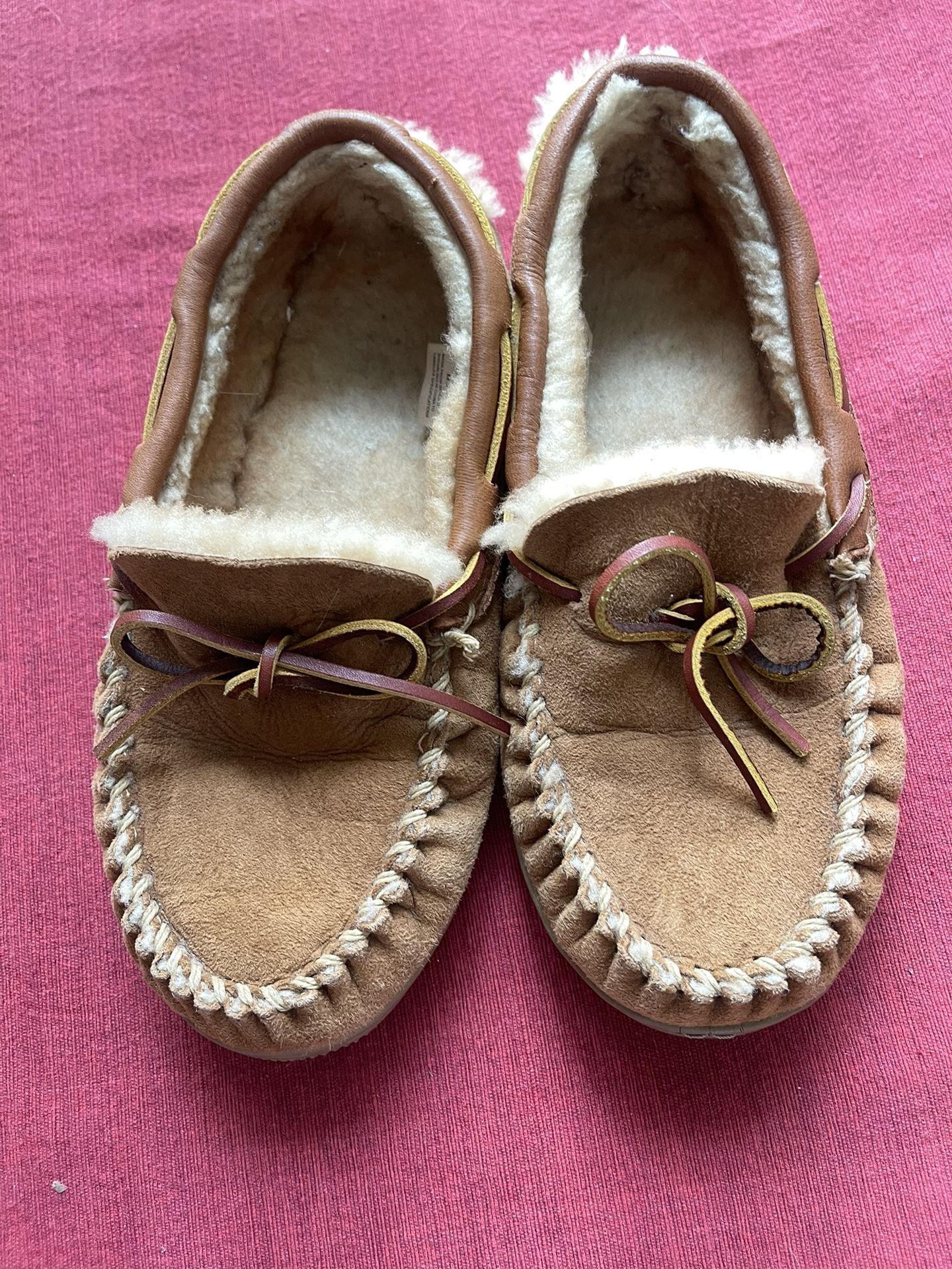 Cabela's Men's Fuzzy Moccasin Slippers 8W