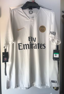 BNWT MENS PSG JERSEY XL (OFFER UP)