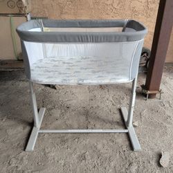 Bassinet 