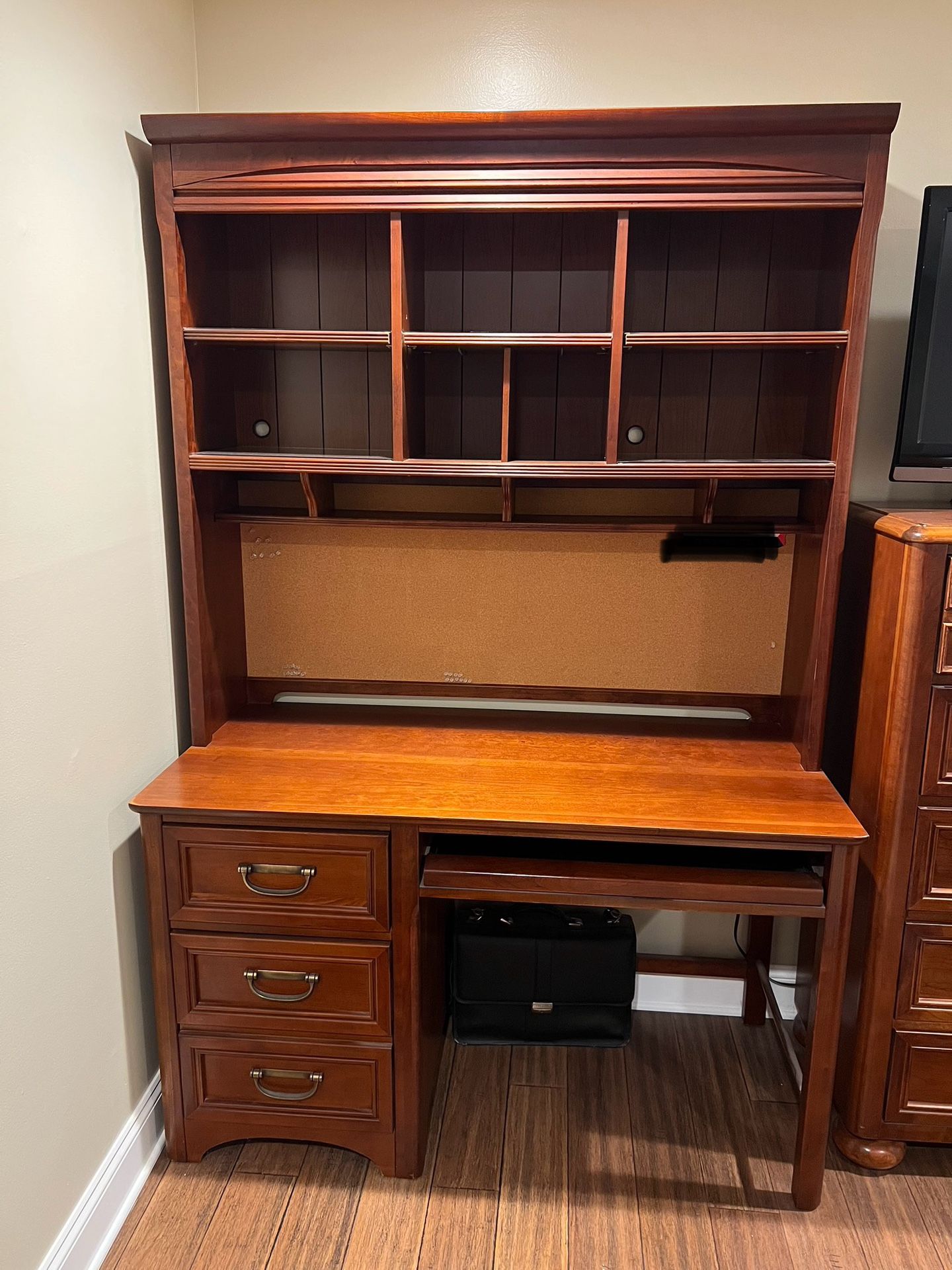 Stanley Furniture Desk & Hutch W/Chair Included