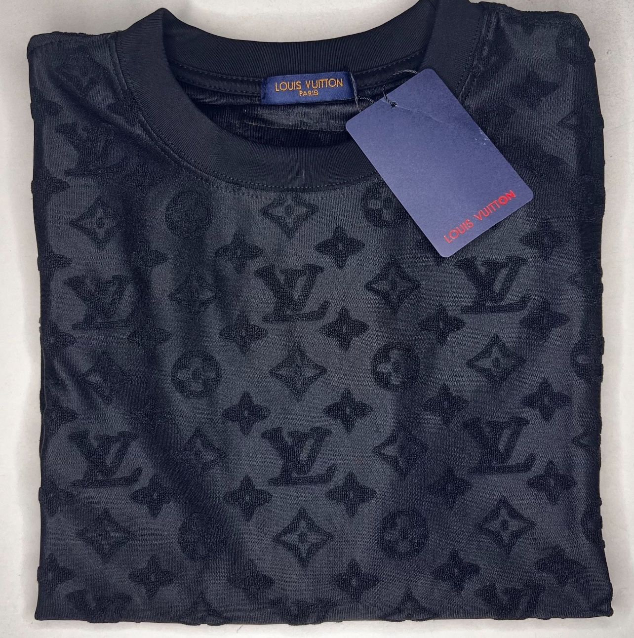 Men’s L V Black Tee Shirt