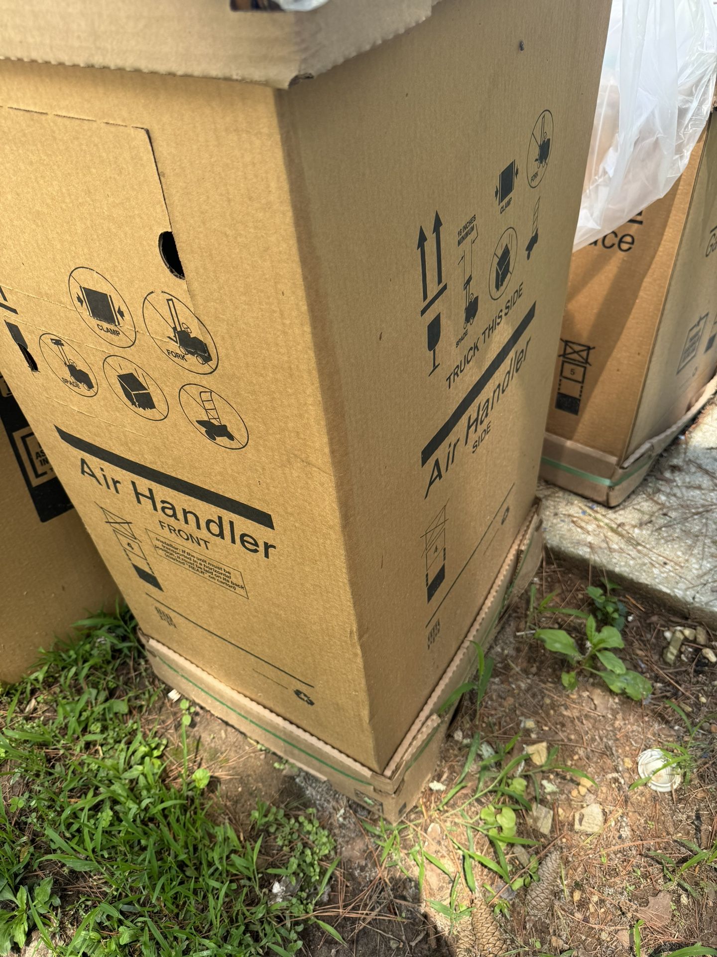 BRAND NEW HVAC HEAT PUMP 2.5 TON RUNTRU BY TRANE!!!!