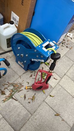 BLUEBIRD WATER PRESSURE REEL