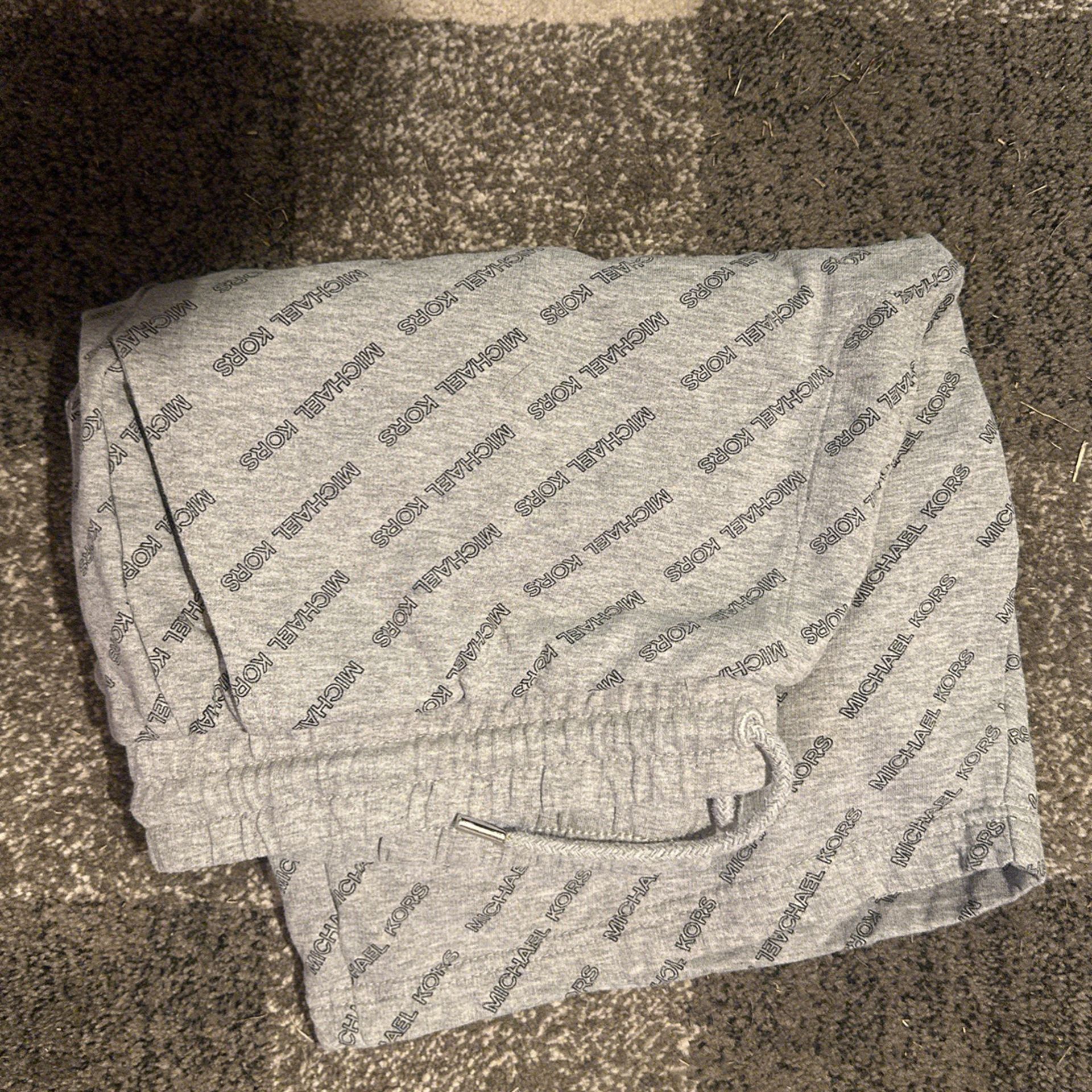 LIKE NEW MICHAEL KORS MENS SHORTS SIZE LARGE