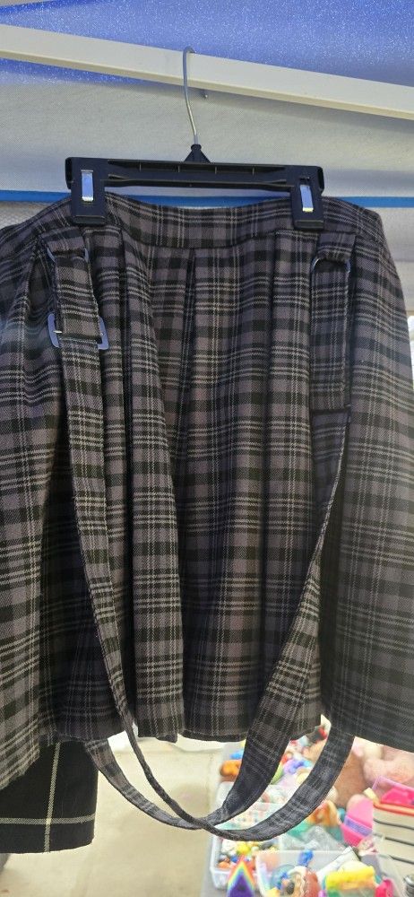 Hot Topic Skirts