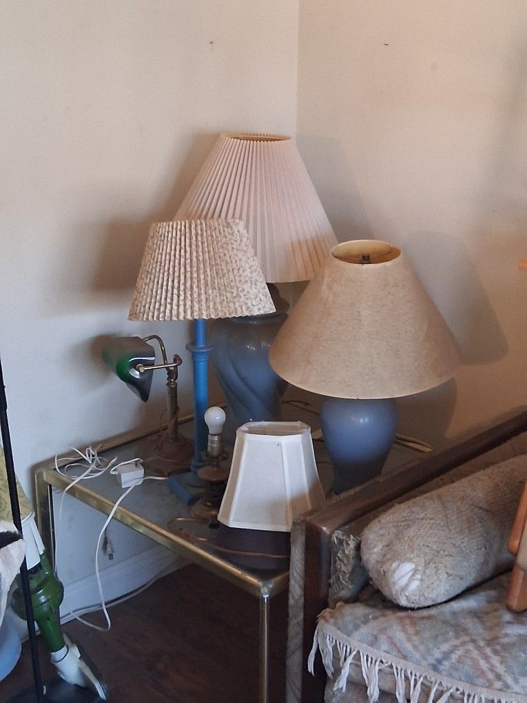 Books And Lamps FREE FREE FREE