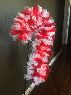 Deco Mesh Candy canes w/lights