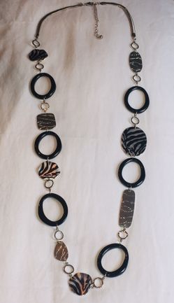 CHICO’S Zebra Necklace