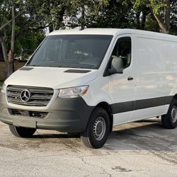 2019 Mercedes Sprinter 2500