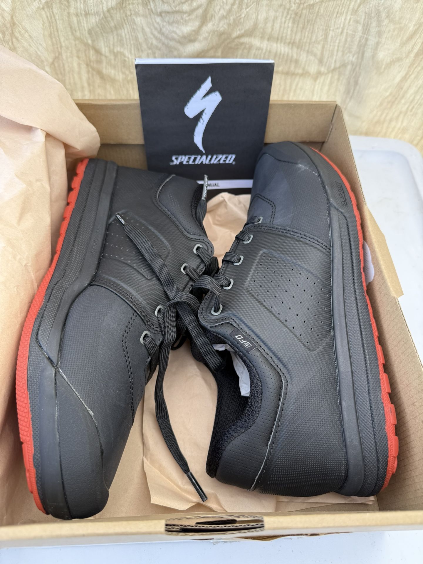 Specialized Bike Shoes Size 9.5 New