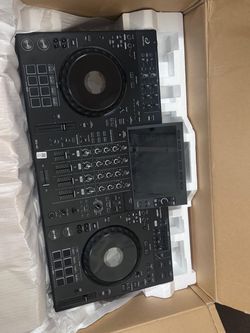 Sistema de DJ digital AlphaTheta XDJ-AZ de 4 canales