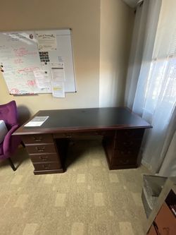 Executive Desk ( Heritage collection)