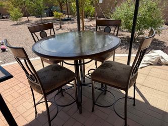 Round Pub / Counter-Height Table Set with 4 Padded Chairs - Great Condition