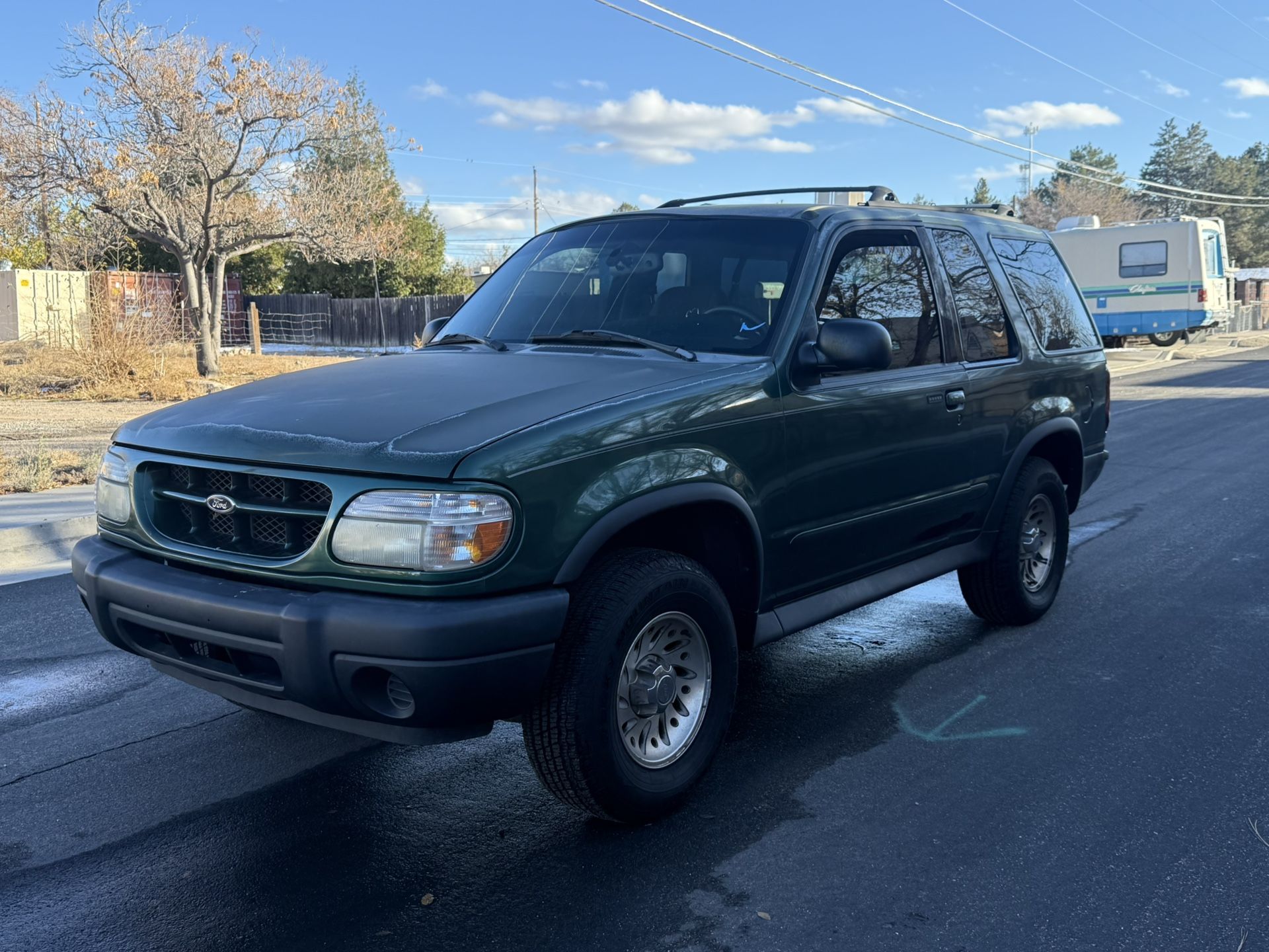 2000 Ford Explorer
