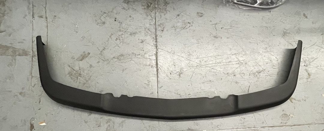 03-06 Chevy Silverado 1500 Upper Bumper Valance
