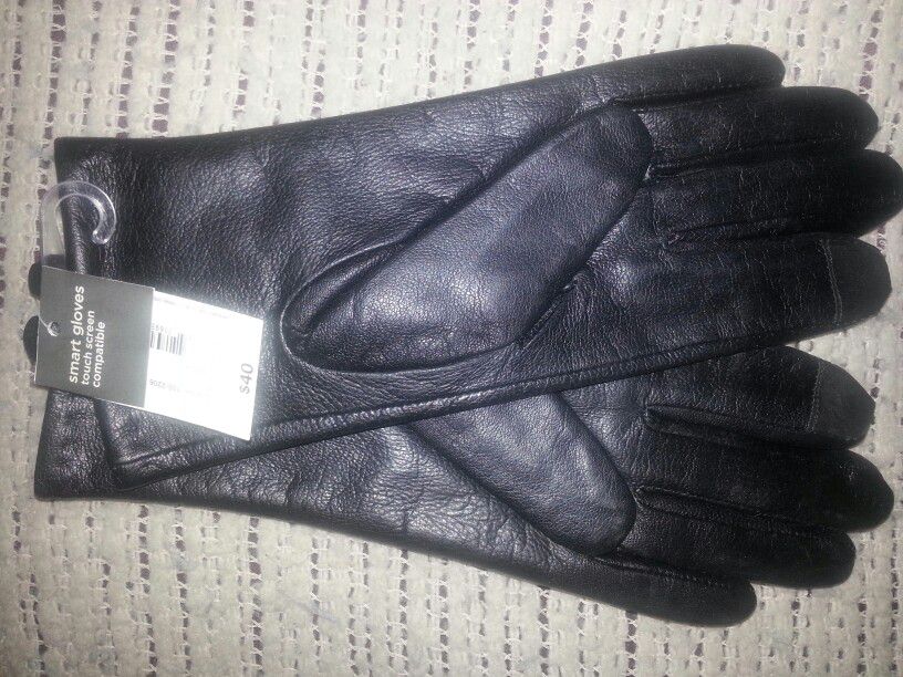 NEW!! Lather smart gloves size small