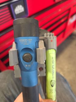 Streamlight Stinger Flashlight