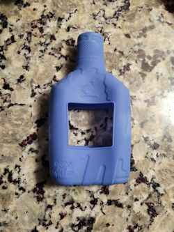 Hennessy cover for a pint