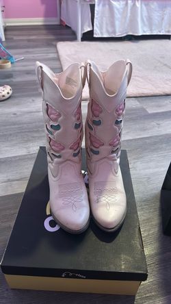 Girls boots sz 2
