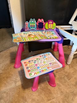 VTech Touch and Learn Activity Desk Pink