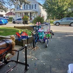 Yard Sale 