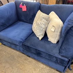 Blue Velvet Loveseat New Fully Assembled 