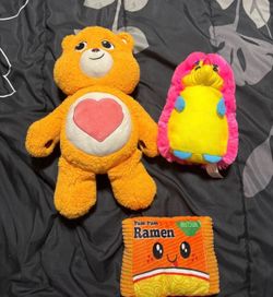 Stuffed toys bundle