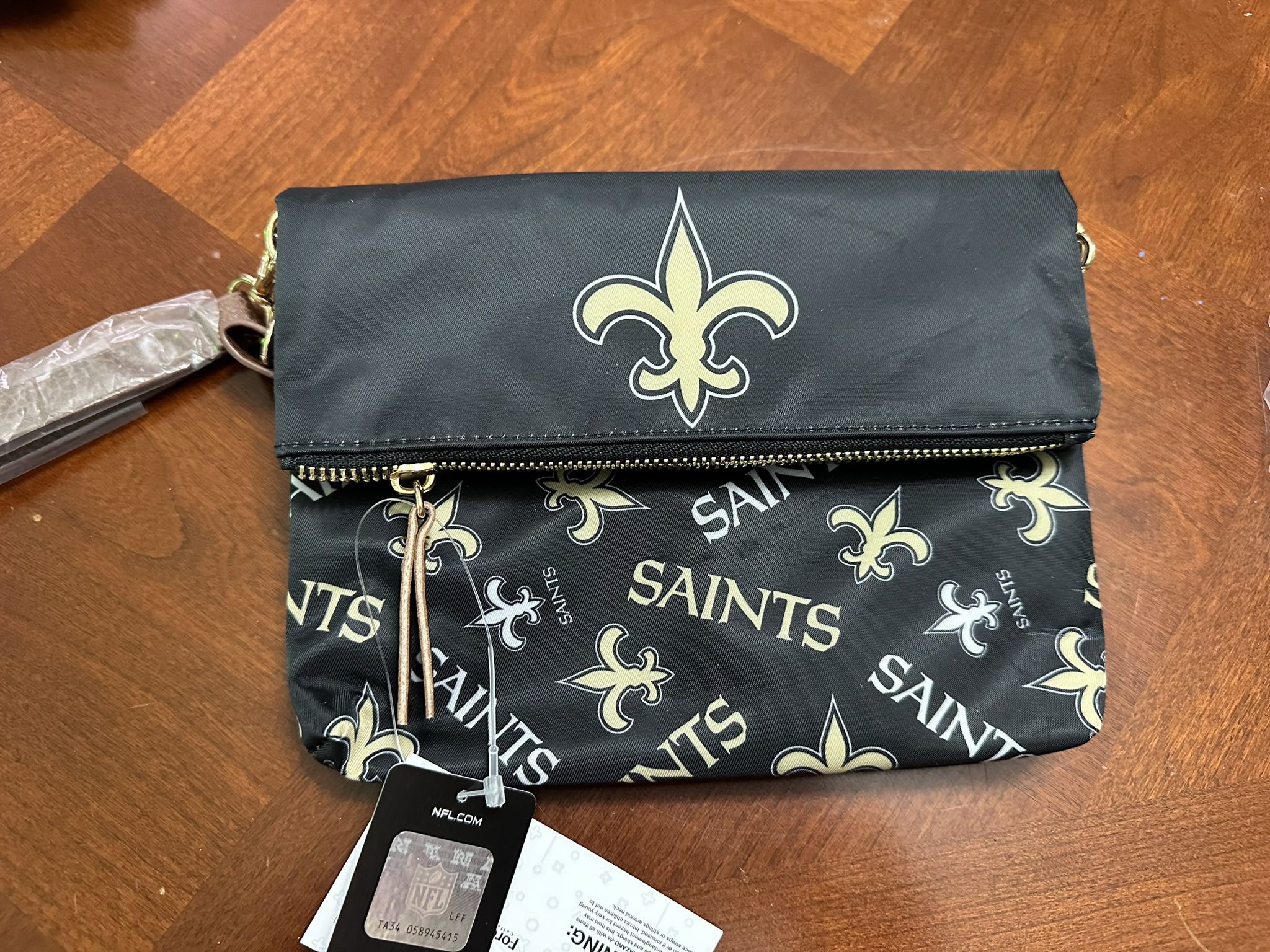 New Orleans Saints Sunglasses & Wristlet NWT