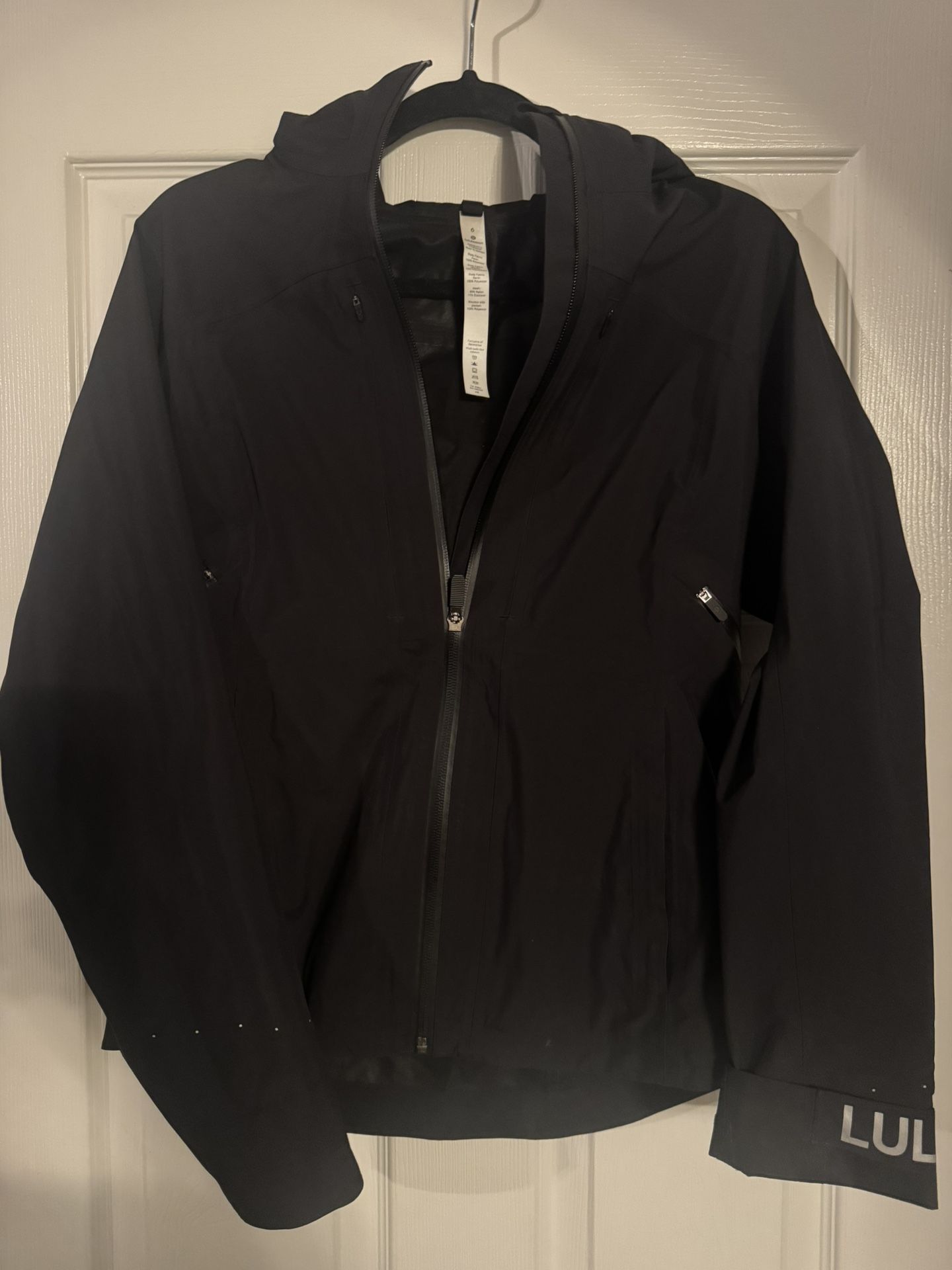 Lululemon Preloved Women's Rain Jacket Size 6