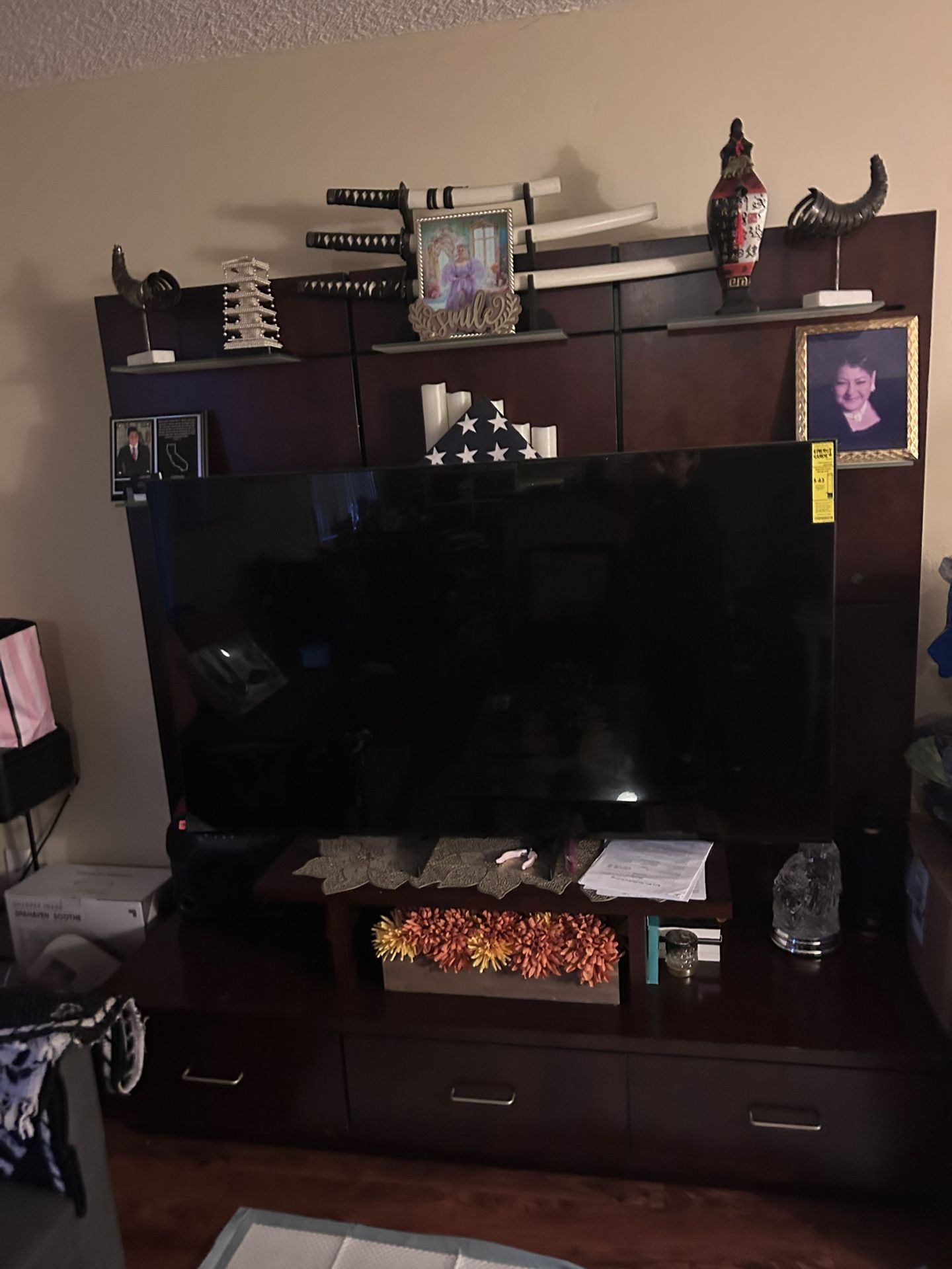 Entertainment Furniture With 3 sliding drawers with 5 shelves