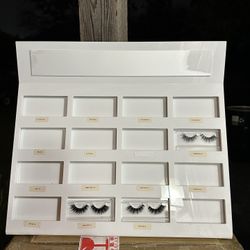 Eyelash Display 